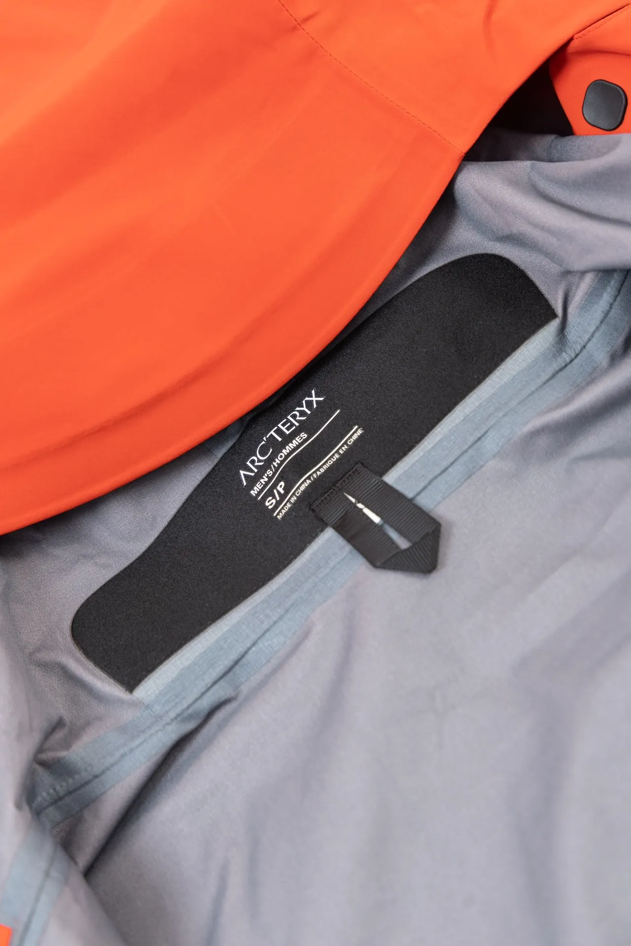Quality ARC'TERYX SV Arcteryx Alpha SV GTX Same Style S XXL Premium ～ ！ ， 。 Recco ， ， ！ Authentic Gore-Tex ： 100% ＋ ＋20d ( )＋ Authentic ！ ！ ～ ， 。 。 ， ， ， 。 ， Quality 。 😊 Quality ！ Size：S/M/L/XL/XXL ： 81 83 86 88 90 ：117 122 128 132 136 ： 59 61 64 66 68 ： 53 55 58 60 62 S 80-120 M 110-150 L 140-170 XL 160 XXL 180 os ～